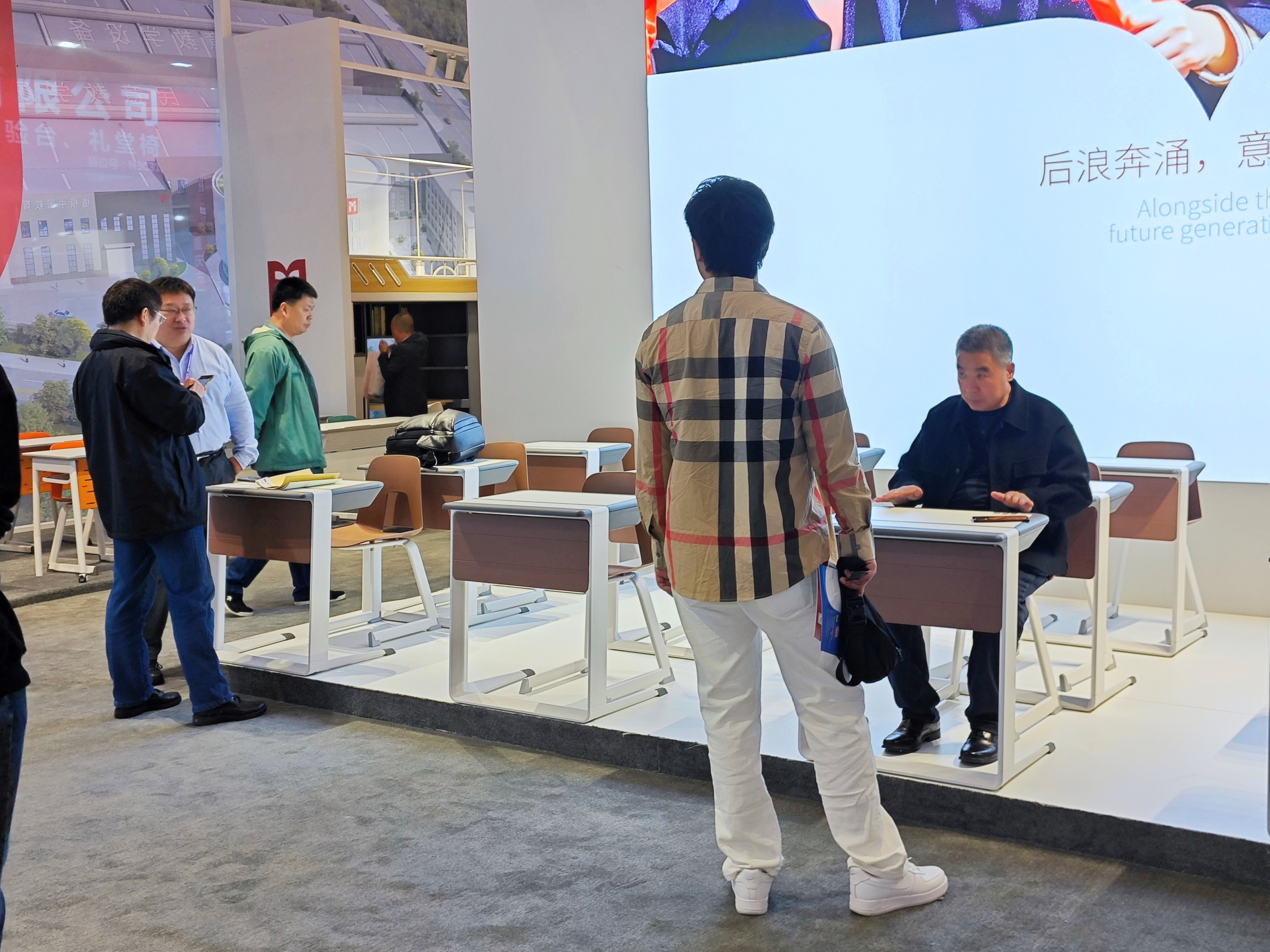 金沙8087家具&amp;高博会|惊艳亮相，，，，提倡校园生涯美学_金沙8087